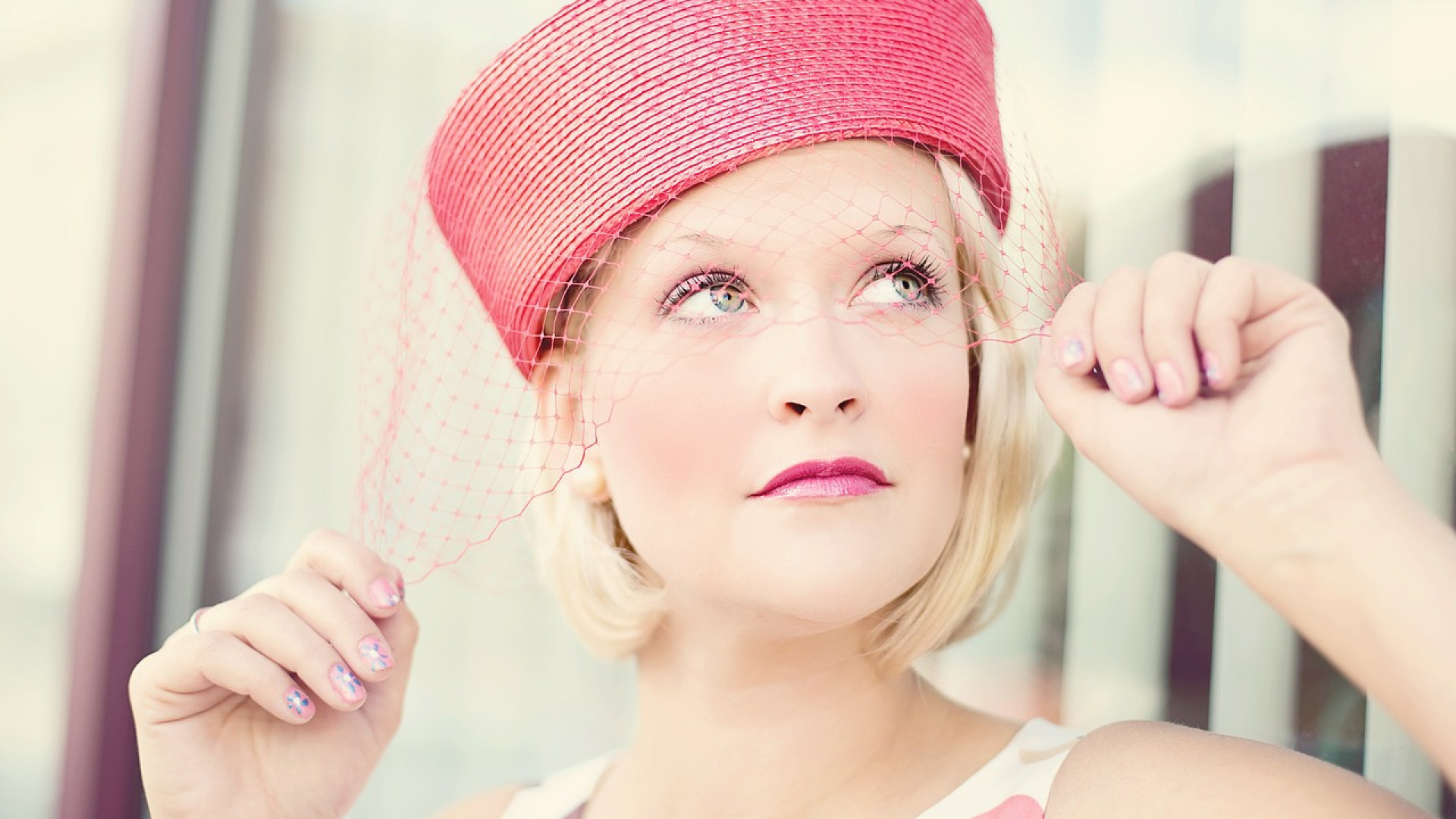 Une cape pour donner un peu de peps à votre tenue vestimentaire