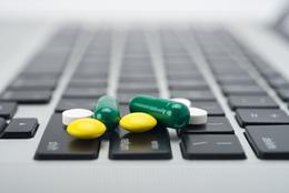 La commande de vos médicaments via une pharmacie en ligne