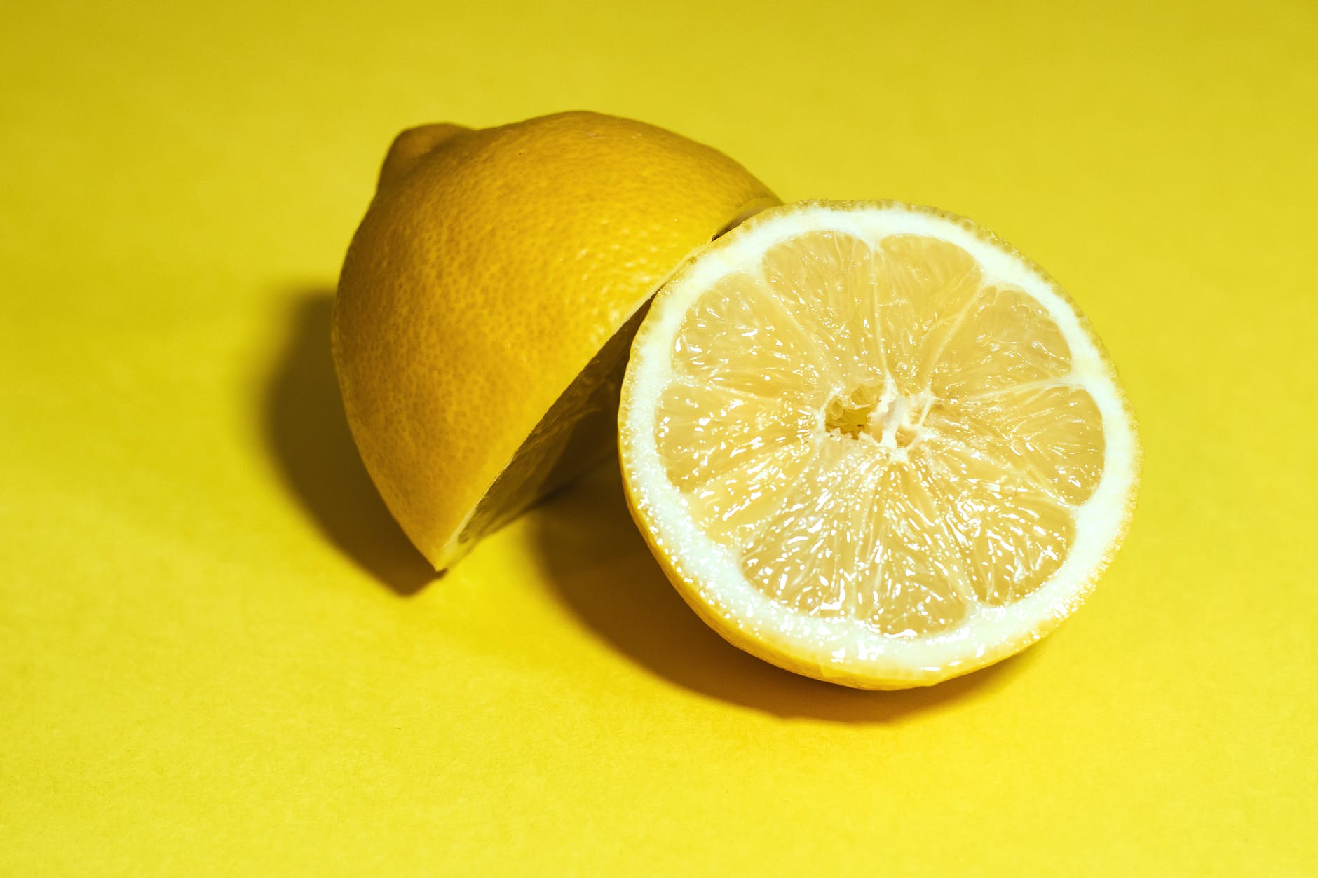 Comment faire zeste de citron : comment prélever le zeste d&rsquo;un citron ?