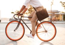 A qui dois-je m'adresser pour une réparation de vélo à Paris ?