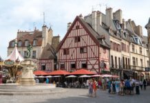 Déménagement à Dijon : les démarches administratives