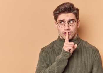 Comprendre la motion de censure : définition et aspects clés