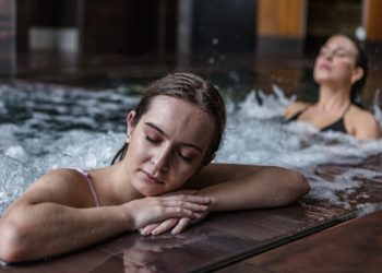 Cure thermale ou thalassothérapie : quelles différences ?